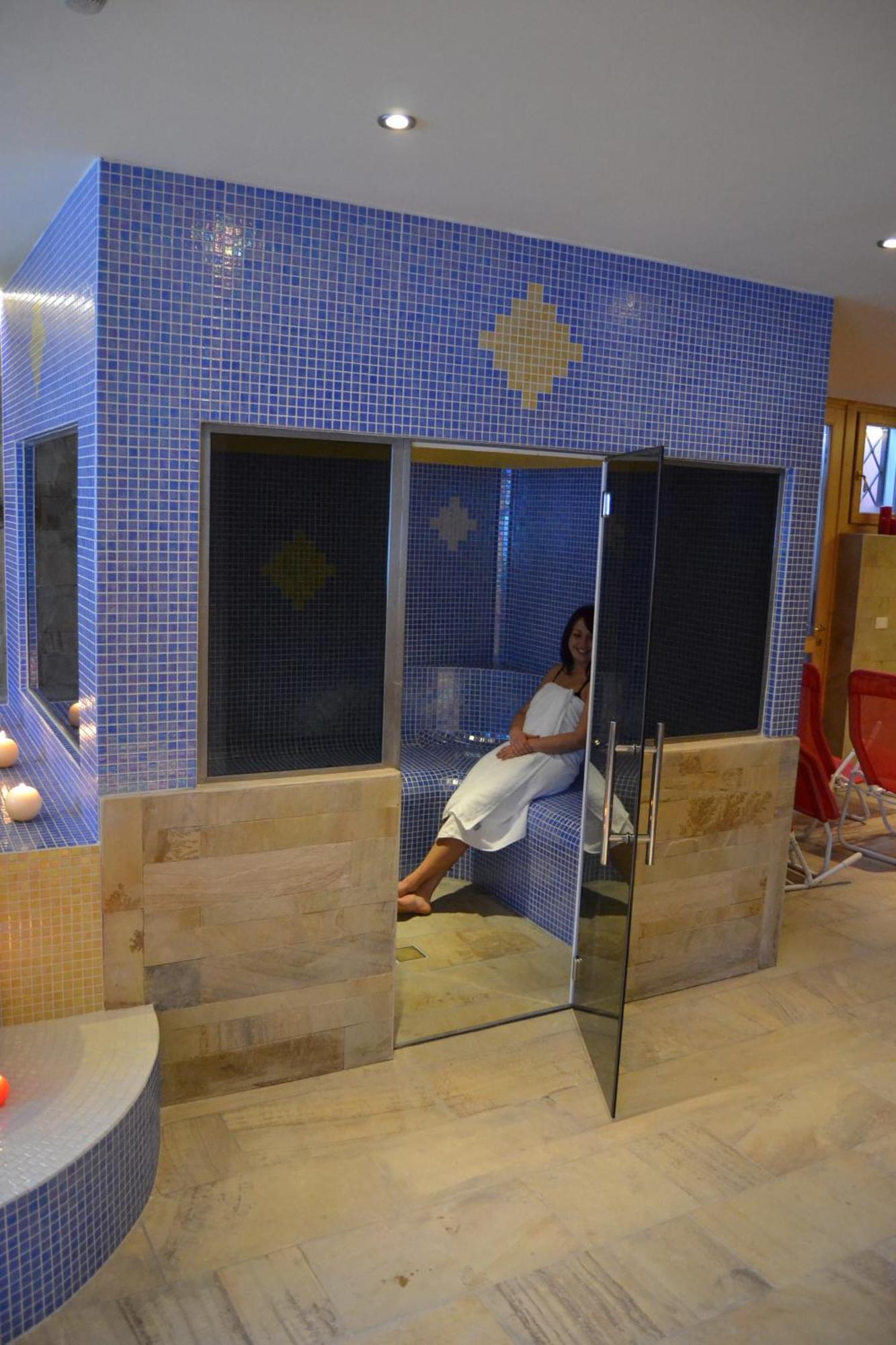 Park Hotel Bellevue Dimaro Luaran gambar